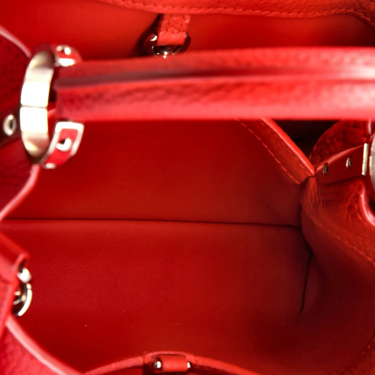 Capucines Bag Leather BB - Deep Luxury