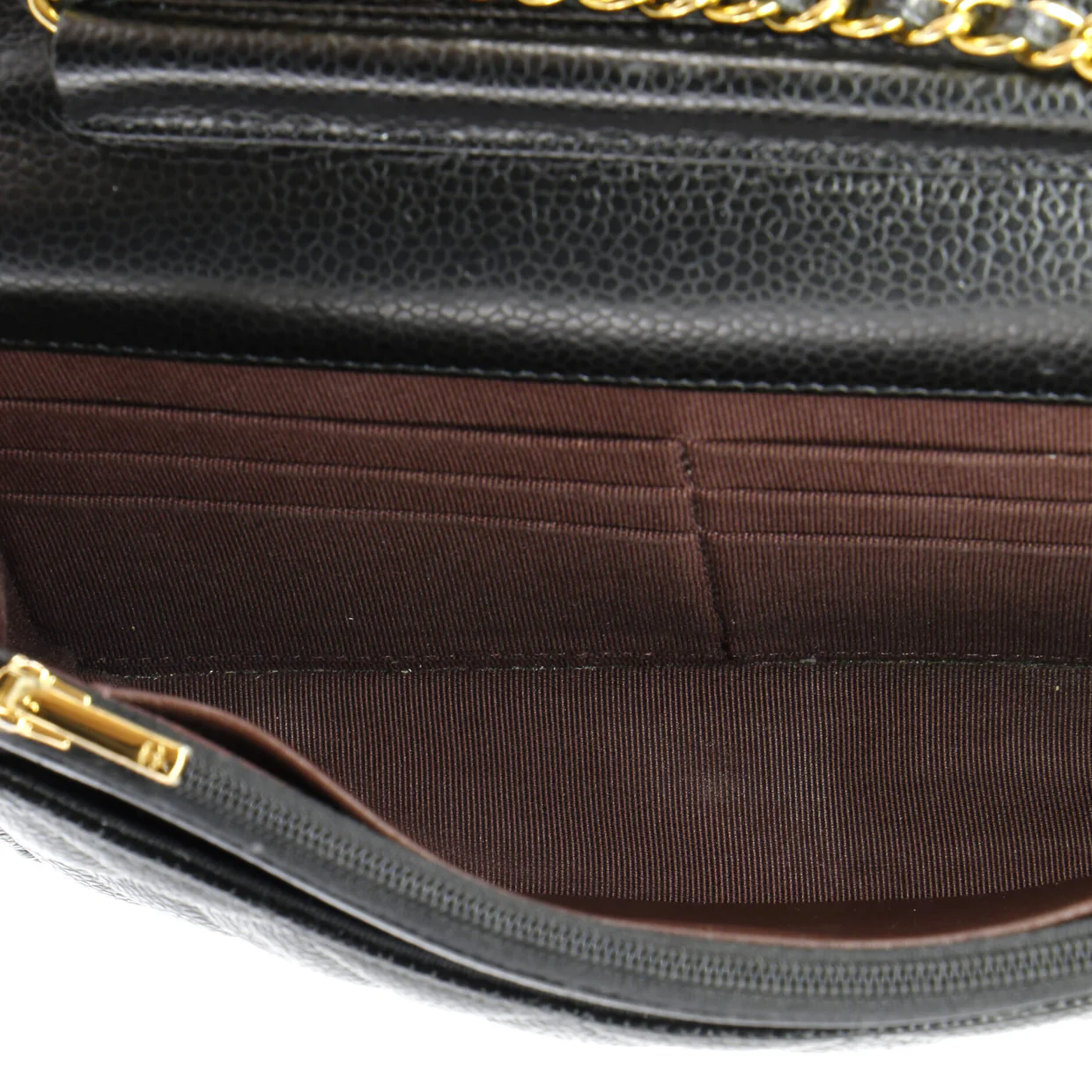 Wallet on Chain Quilted Caviar - Deep Luxury