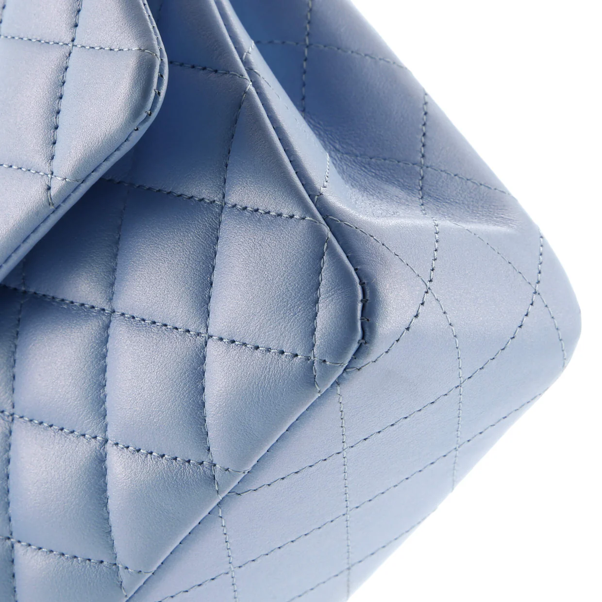 Classic Double Flap Bag Quilted Iridescent Lambskin Medium - Deep Luxury