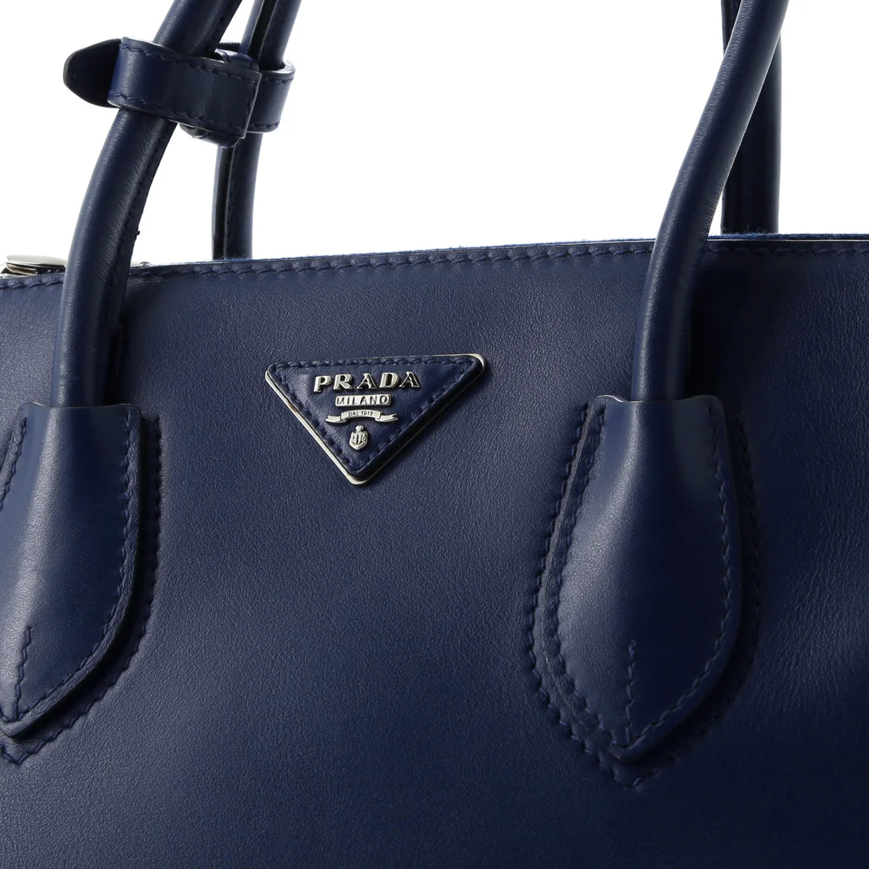 Tassel Twin Pocket Tote City Calf Small - Deep Luxury