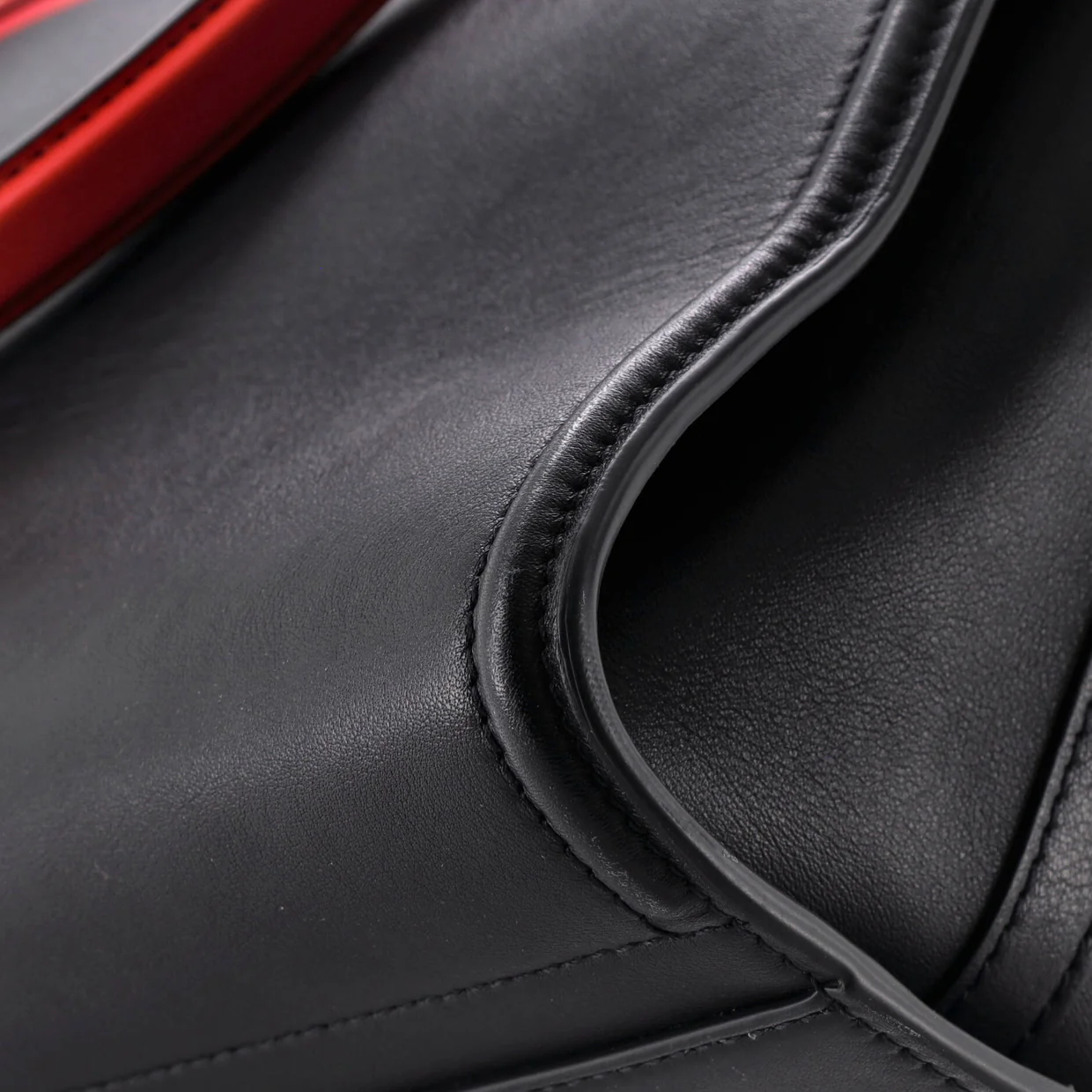The Tall Story Tote Leather - Deep Luxury