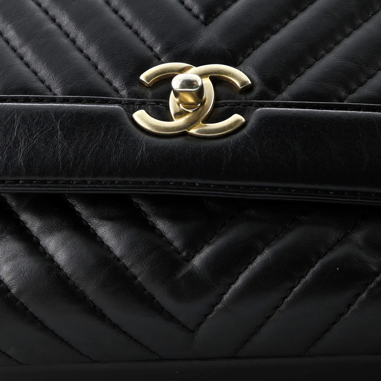 Top Handle Flap Bag Chevron Calfskin Small - Deep Luxury