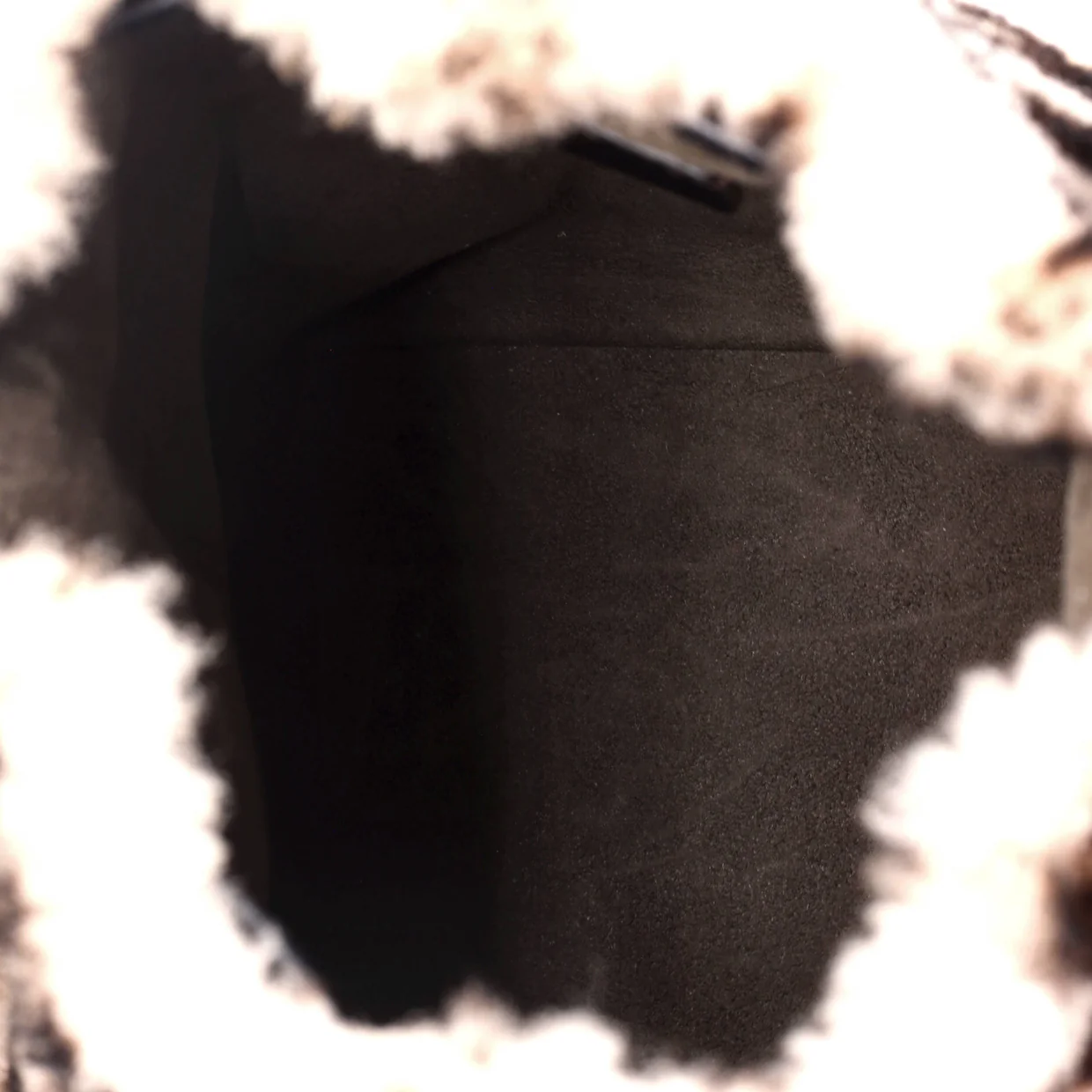 Mon Tresor Bucket Bag Zucca Shearling Mini - Deep Luxury