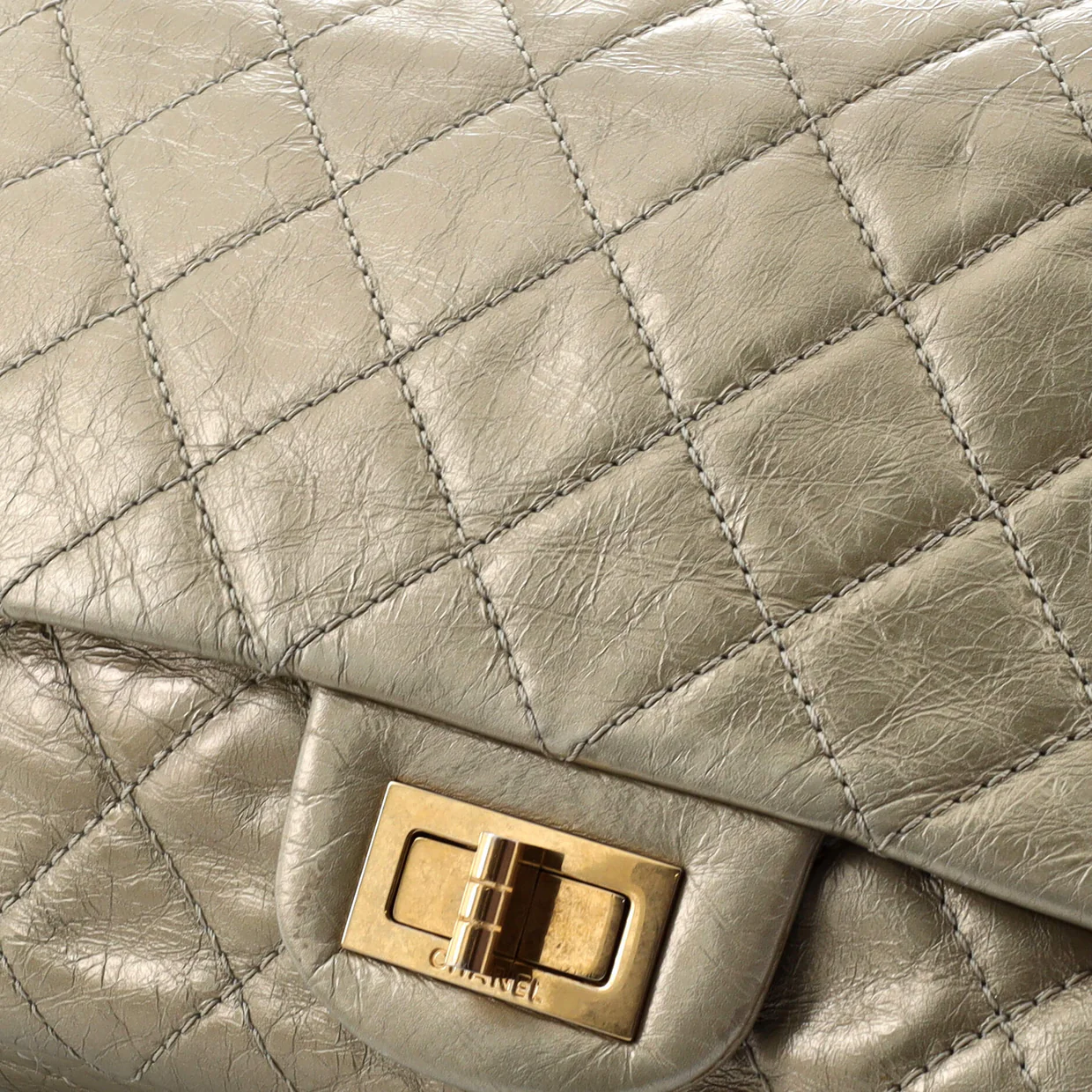 Reissue 2.55 Flap Bag Quilted Metallic Aged Calfskin 226 - Deep Luxury