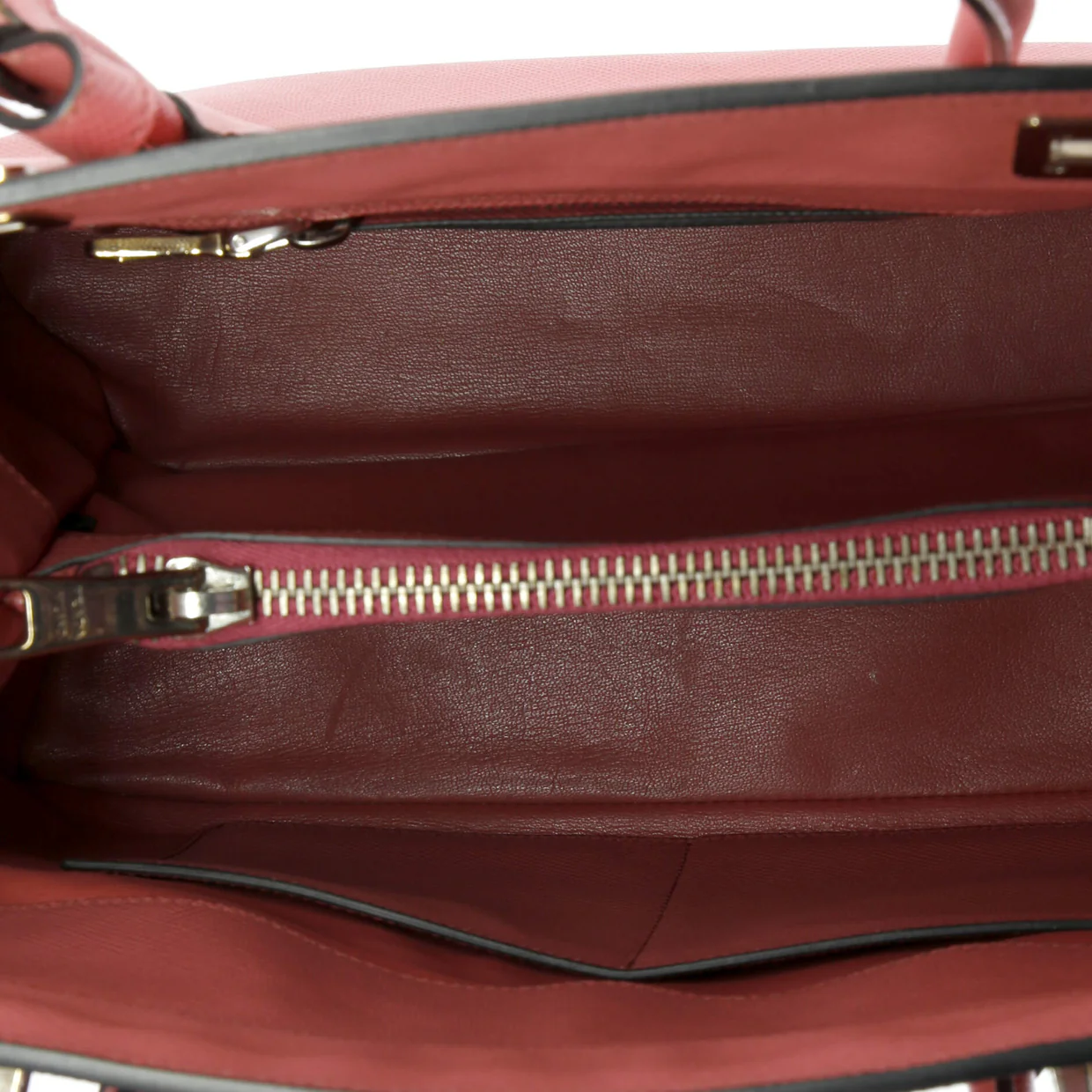 Turnlock Cuir Twin Tote Saffiano Leather Small - Deep Luxury