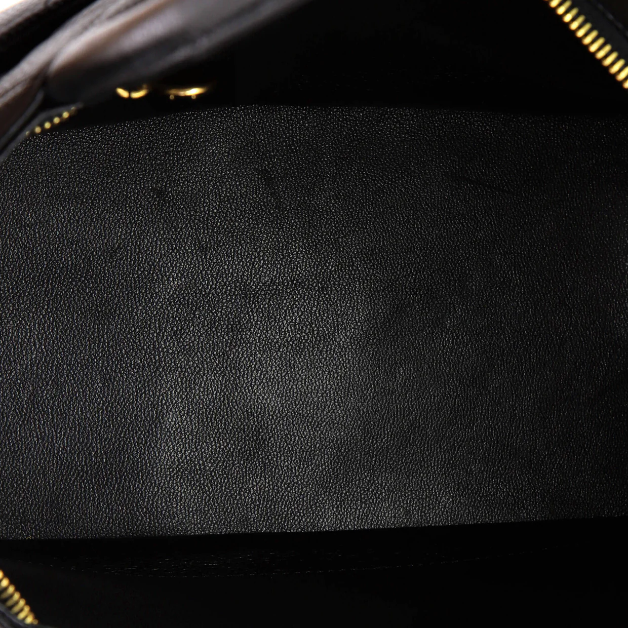 Medallion Tote Quilted Caviar - Deep Luxury