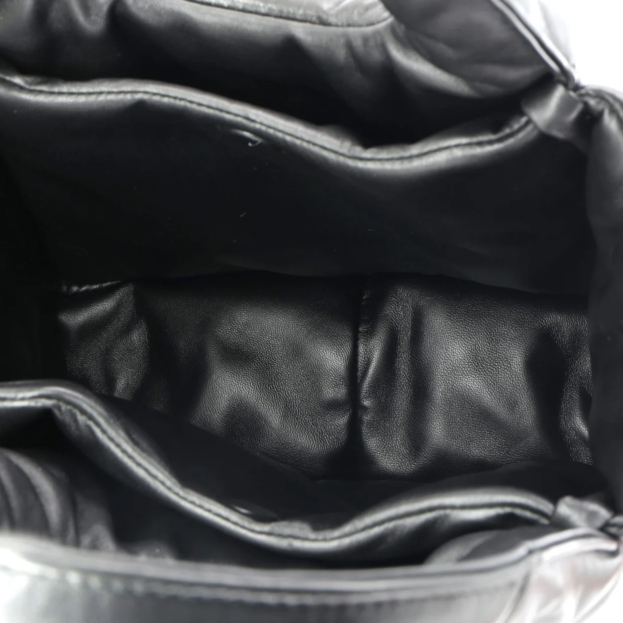Padded Soft Tote Leather Medium - Deep Luxury