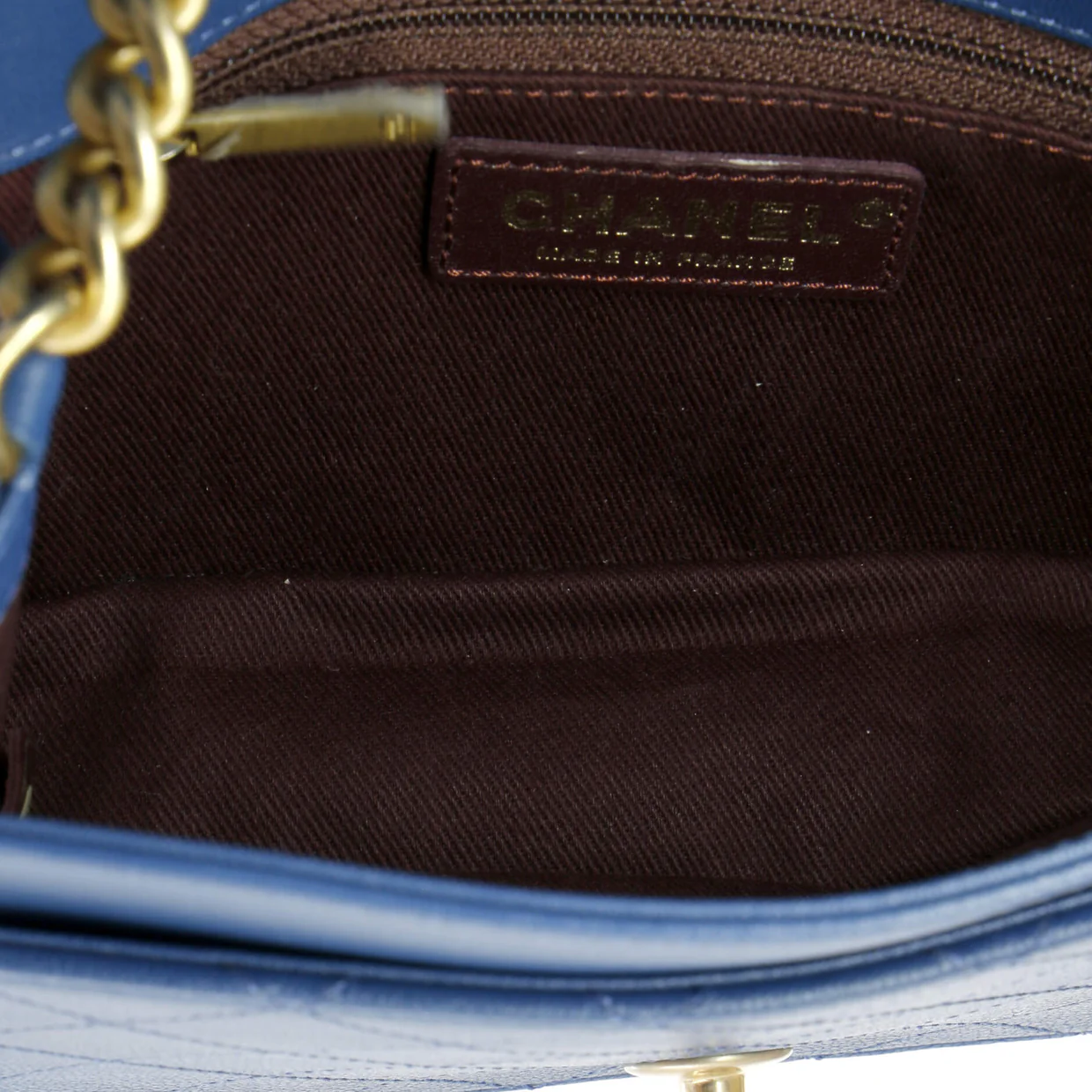 Front Chain Flap Bag Quilted Sheepskin Medium - Deep Luxury