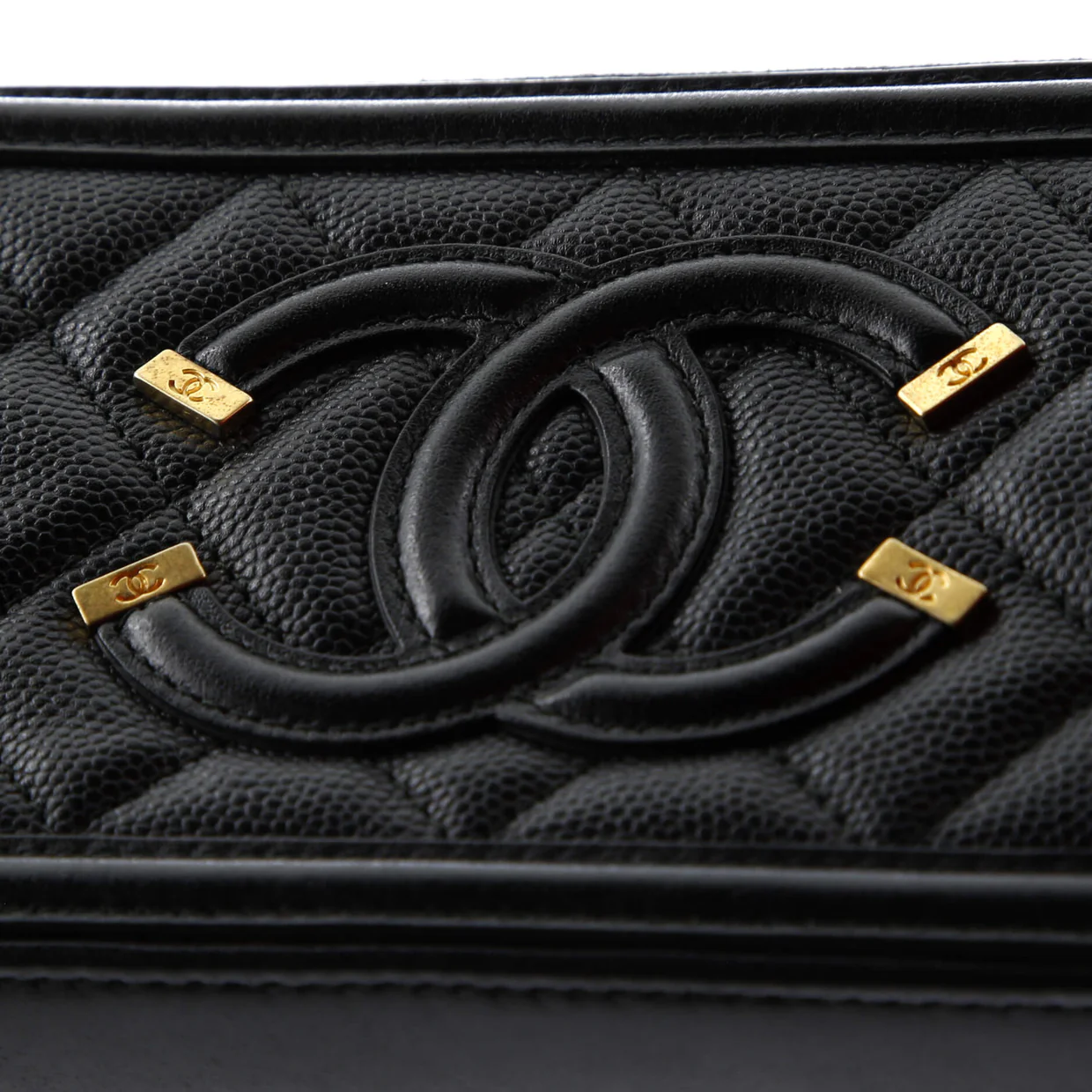 Filigree Double Zip Clutch with Chain Quilted Caviar - Deep Luxury