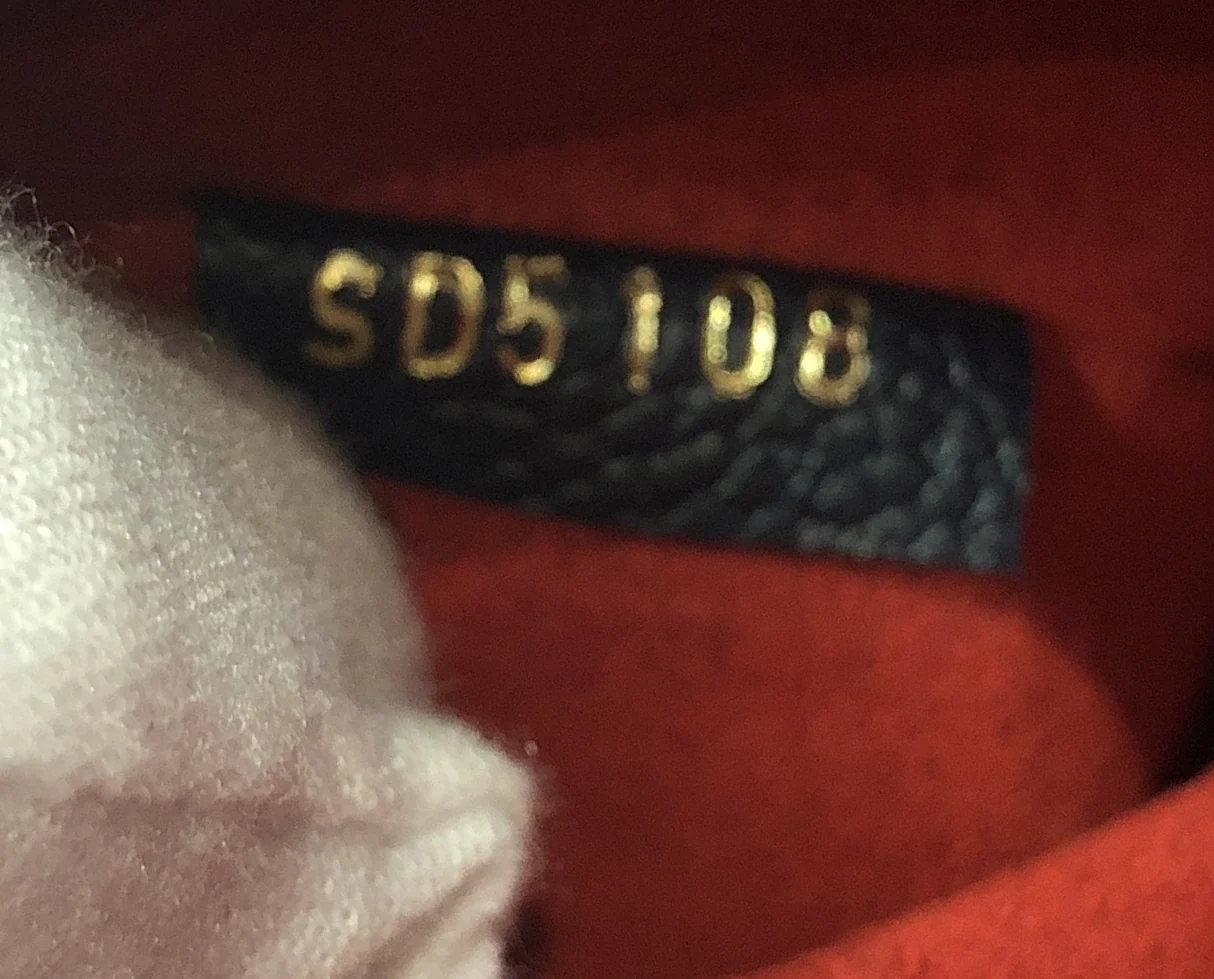 Vavin Handbag Monogram Empreinte Leather MM - Deep Luxury