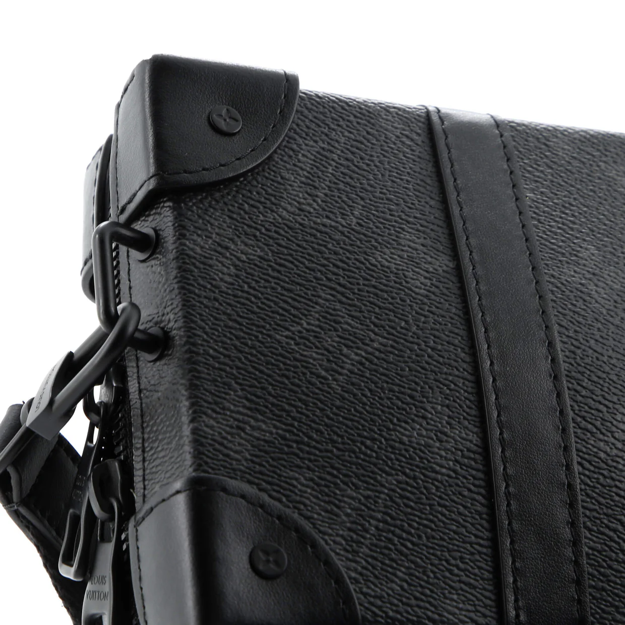 Soft Trunk Wallet Monogram Eclipse Canvas - Deep Luxury