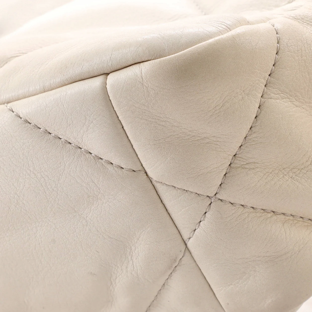 19 Flap Bag Quilted Glossy Calfskin Medium - Deep Luxury