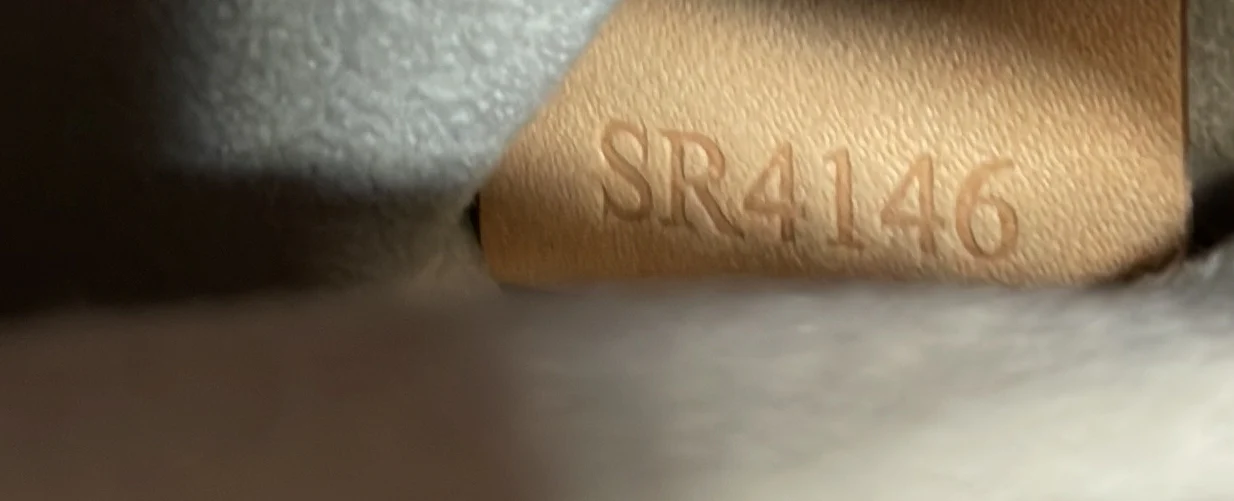 Twist Handbag Epi Leather PM - Deep Luxury