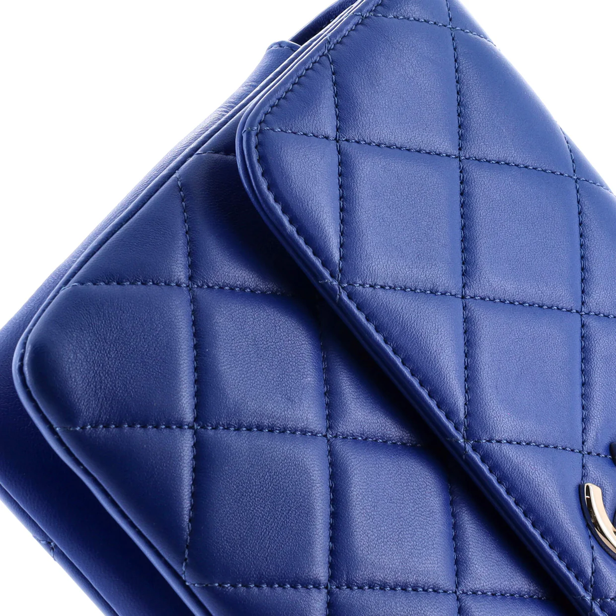 Trendy CC Flap Bag Quilted Lambskin Medium - Deep Luxury
