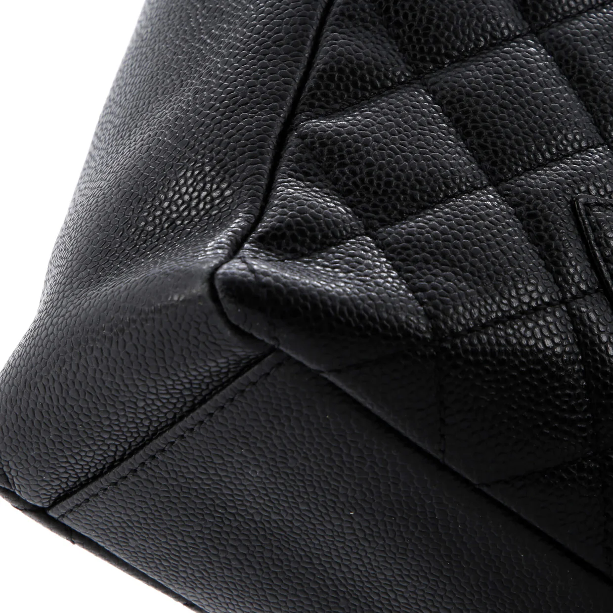 Petite Shopping Tote Quilted Caviar - Deep Luxury