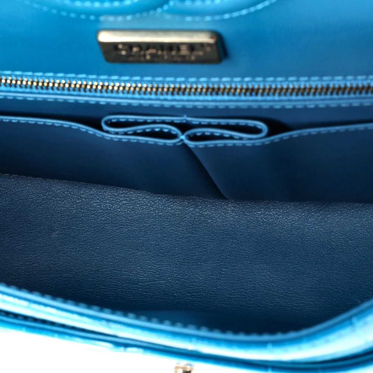 Classic Double Flap Bag Alligator Medium - Deep Luxury