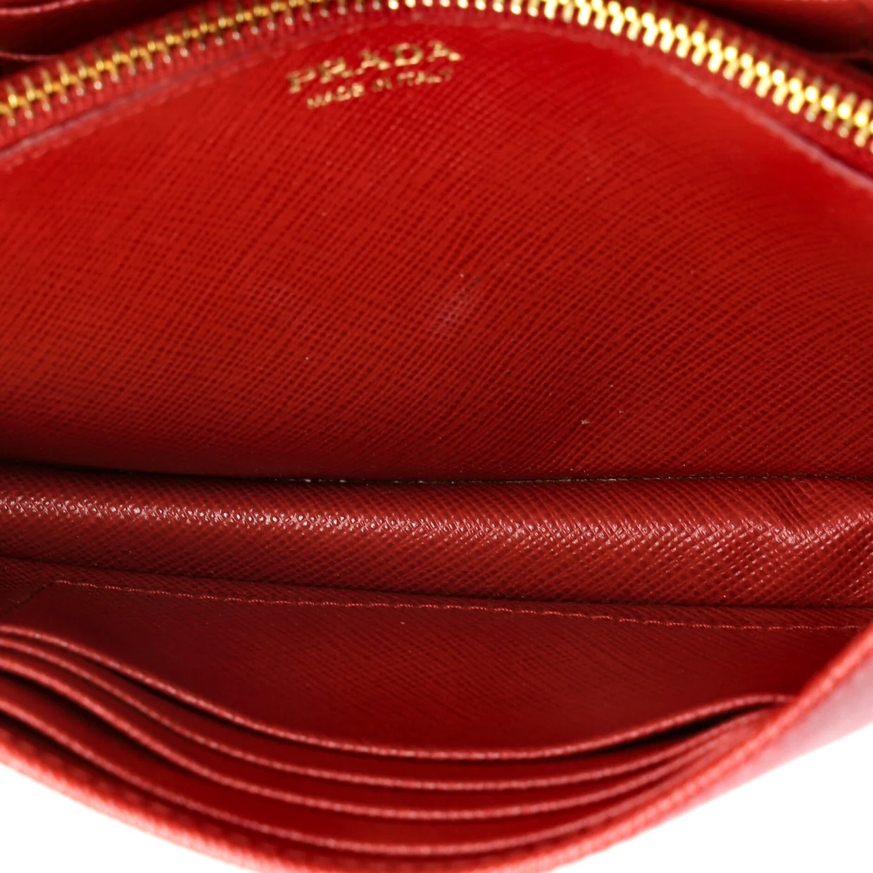 Chain Wallet Crossbody Saffiano Leather - Deep Luxury