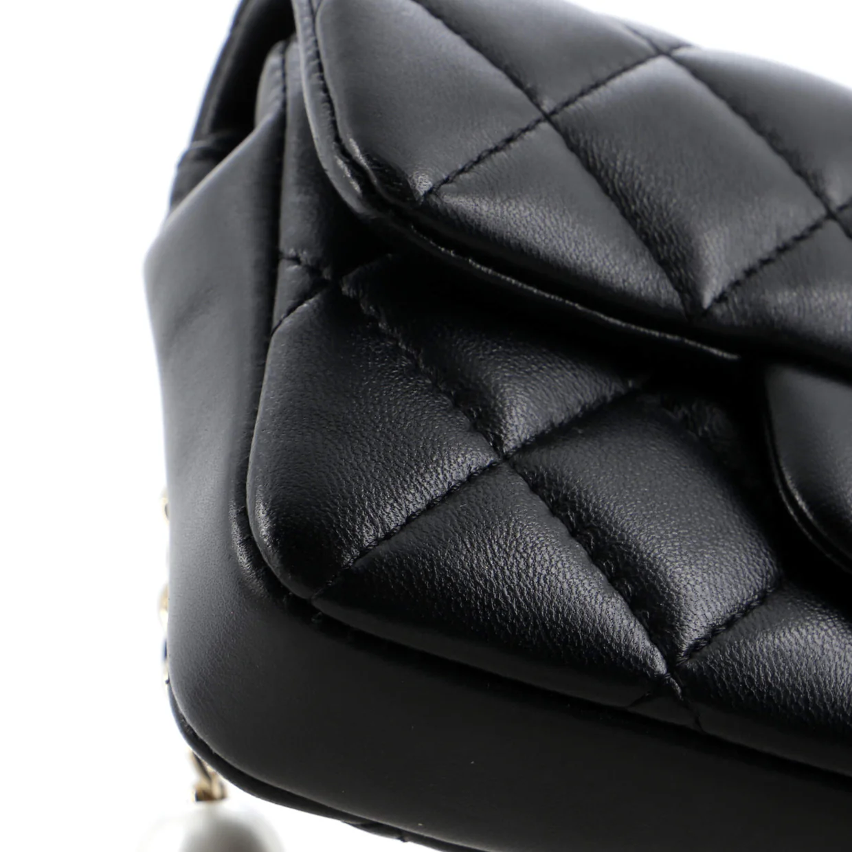 My Precious Pearls Waist Bag Quilted Lambskin Mini - Deep Luxury