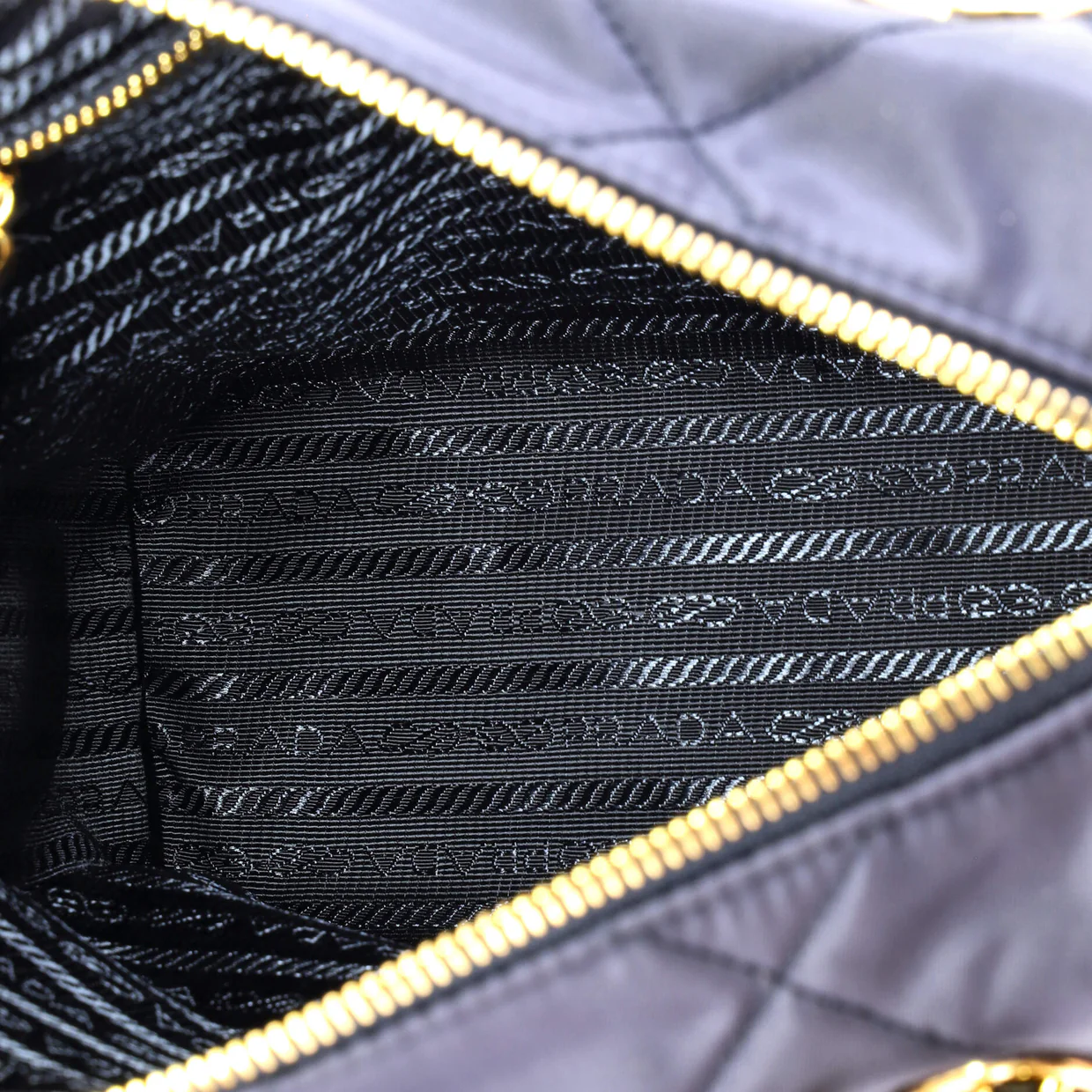 Re-Edition 1995 Chain Tote Quilted Re-Nylon Small - Deep Luxury