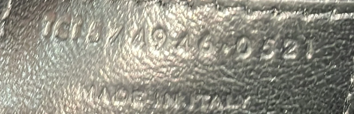 Loulou Shoulder Bag Matelasse Chevron Leather Medium - Deep Luxury