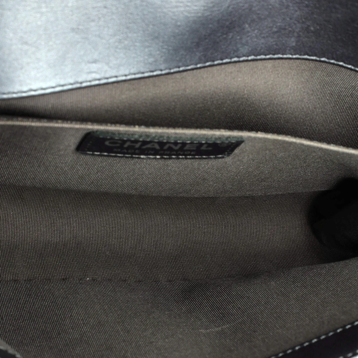 Boy Flap Bag Studded Leather Old Medium - Deep Luxury