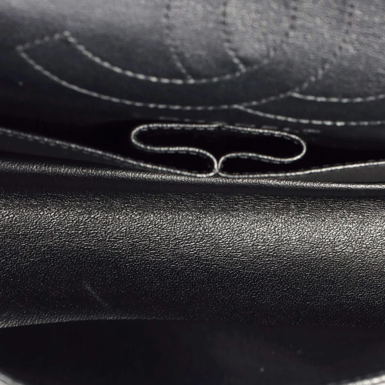 So Black Reissue 2.55 Flap Bag Chevron Aged Calfskin 225 - Deep Luxury