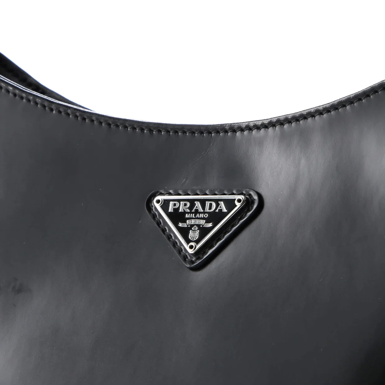 Cleo Shoulder Bag Spazzolato Leather Medium - Deep Luxury