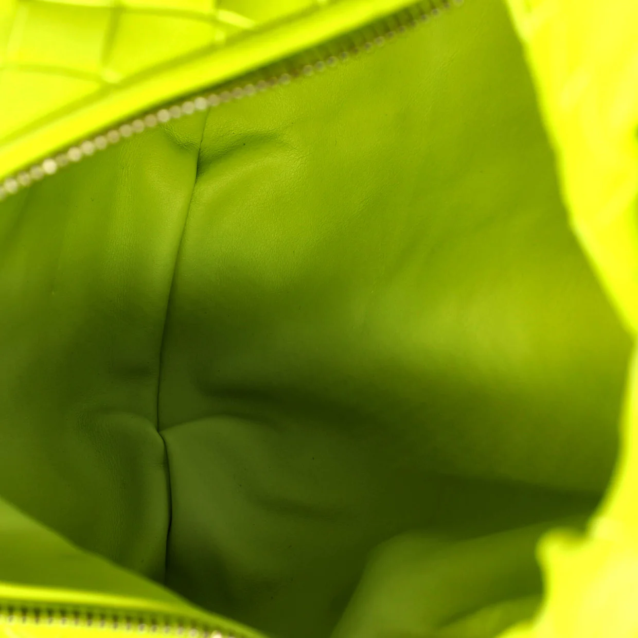 BV Jodie Hobo Intrecciato Nappa Teen - Deep Luxury