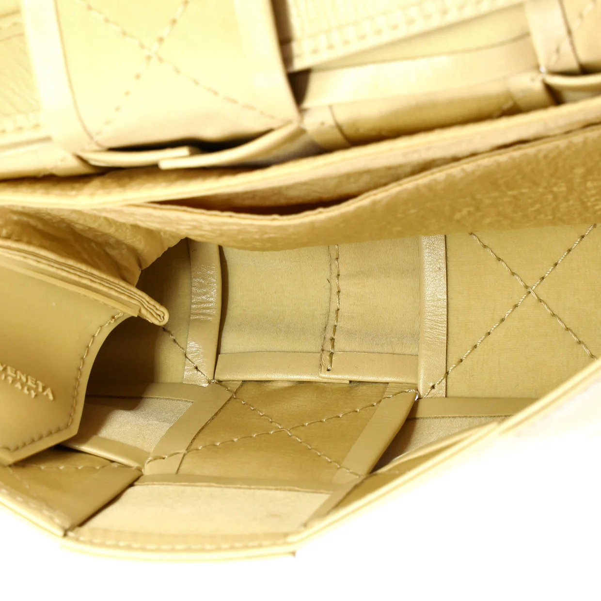 Cassette Belt Bag Maxi Intrecciato Leather - Deep Luxury