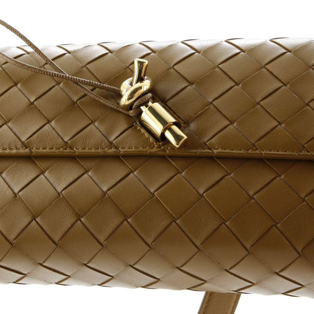 Andiamo Shoulder Bag Intrecciato Leather - Deep Luxury