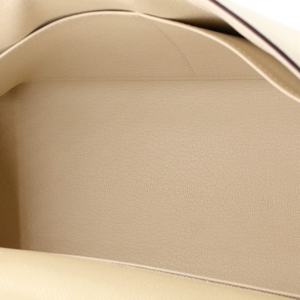 Kelly Handbag Light Epsom with Palladium Hardware 28 - Deep Luxury