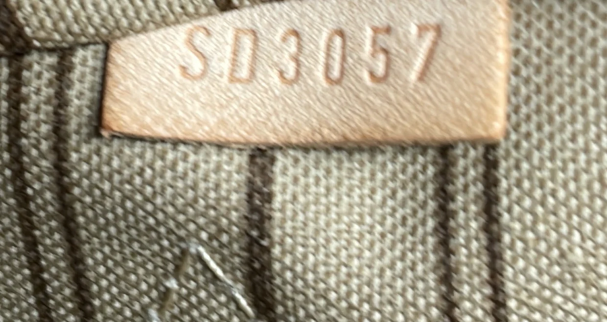 Neverfull Tote Monogram Canvas MM - Deep Luxury