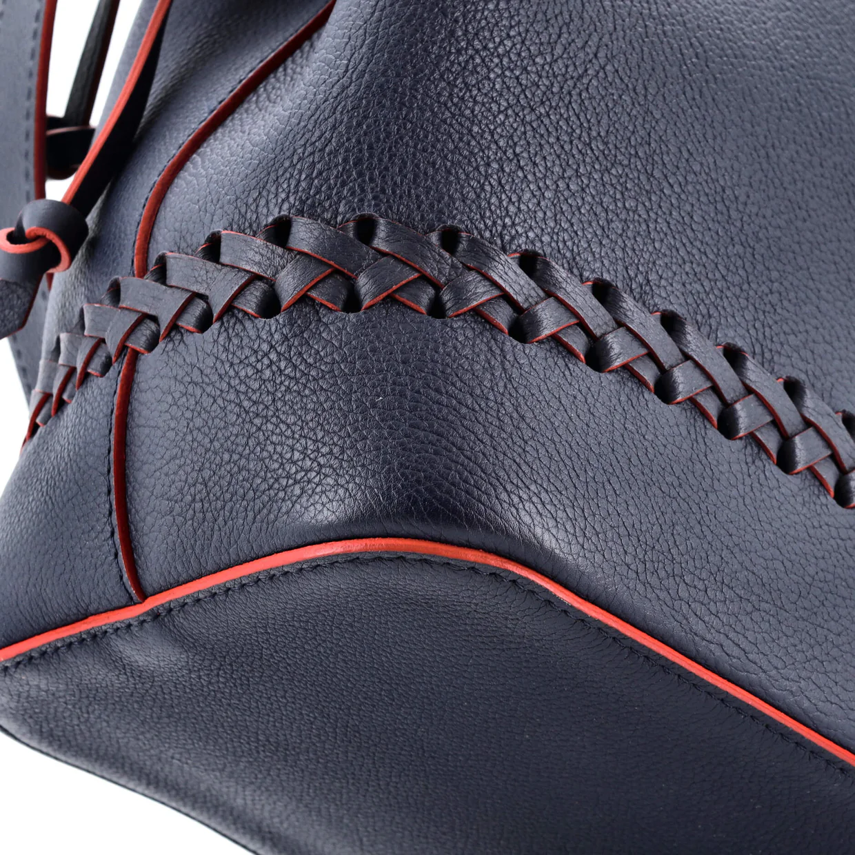 Lockme Bucket Bag Braided Leather - Deep Luxury