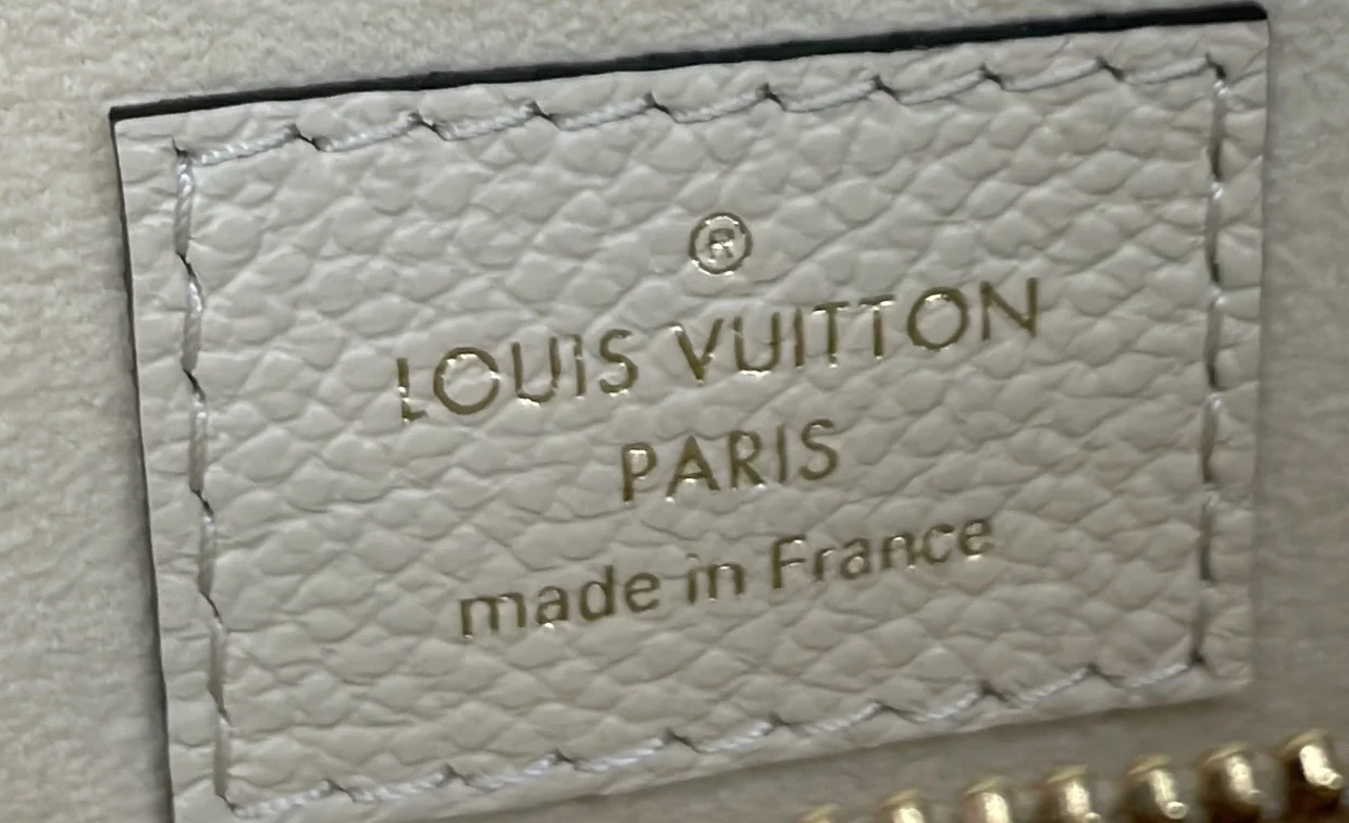 Pochette Metis Monogram Empreinte Leather East West - Deep Luxury