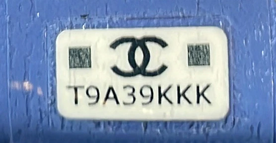 CC Hobo Clutch with Chain Quilted Caviar - Deep Luxury