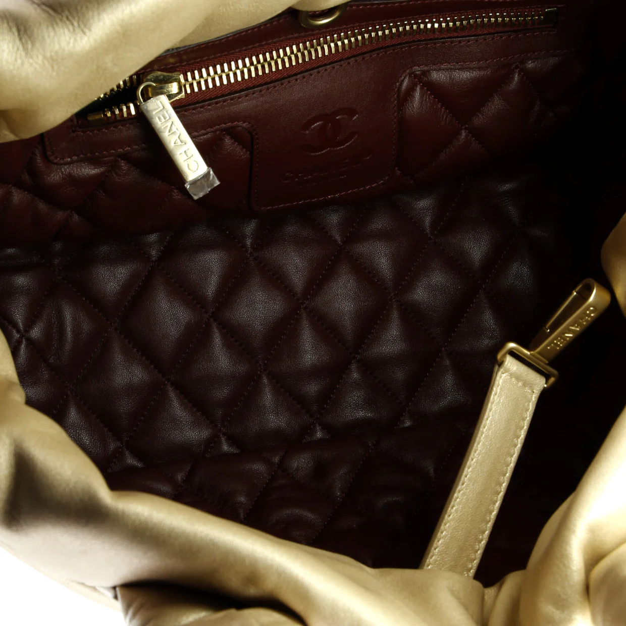 Coco Cocoon Reversible Tote Quilted Lambskin Small - Deep Luxury