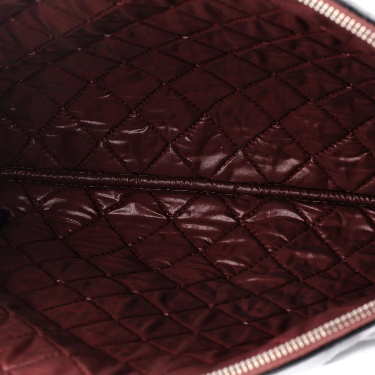 O Case Clutch Quilted Lambskin Large - Deep Luxury
