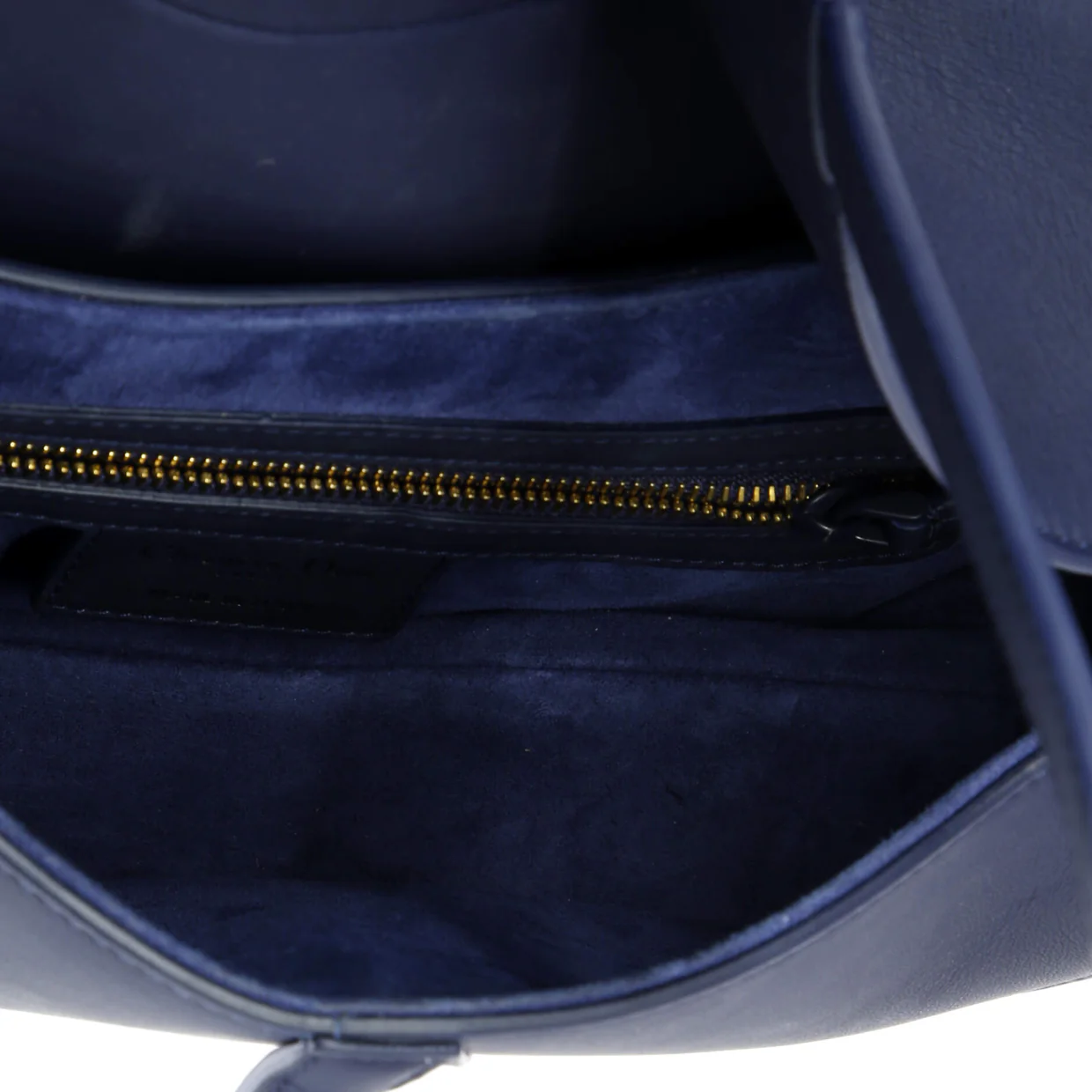 Ultra Matte Saddle Handbag Leather Medium - Deep Luxury