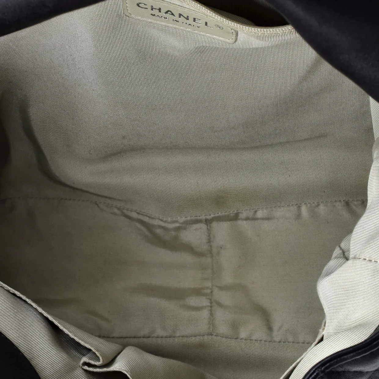 Chain Around Flap Bag Quilted Leather Maxi - Deep Luxury