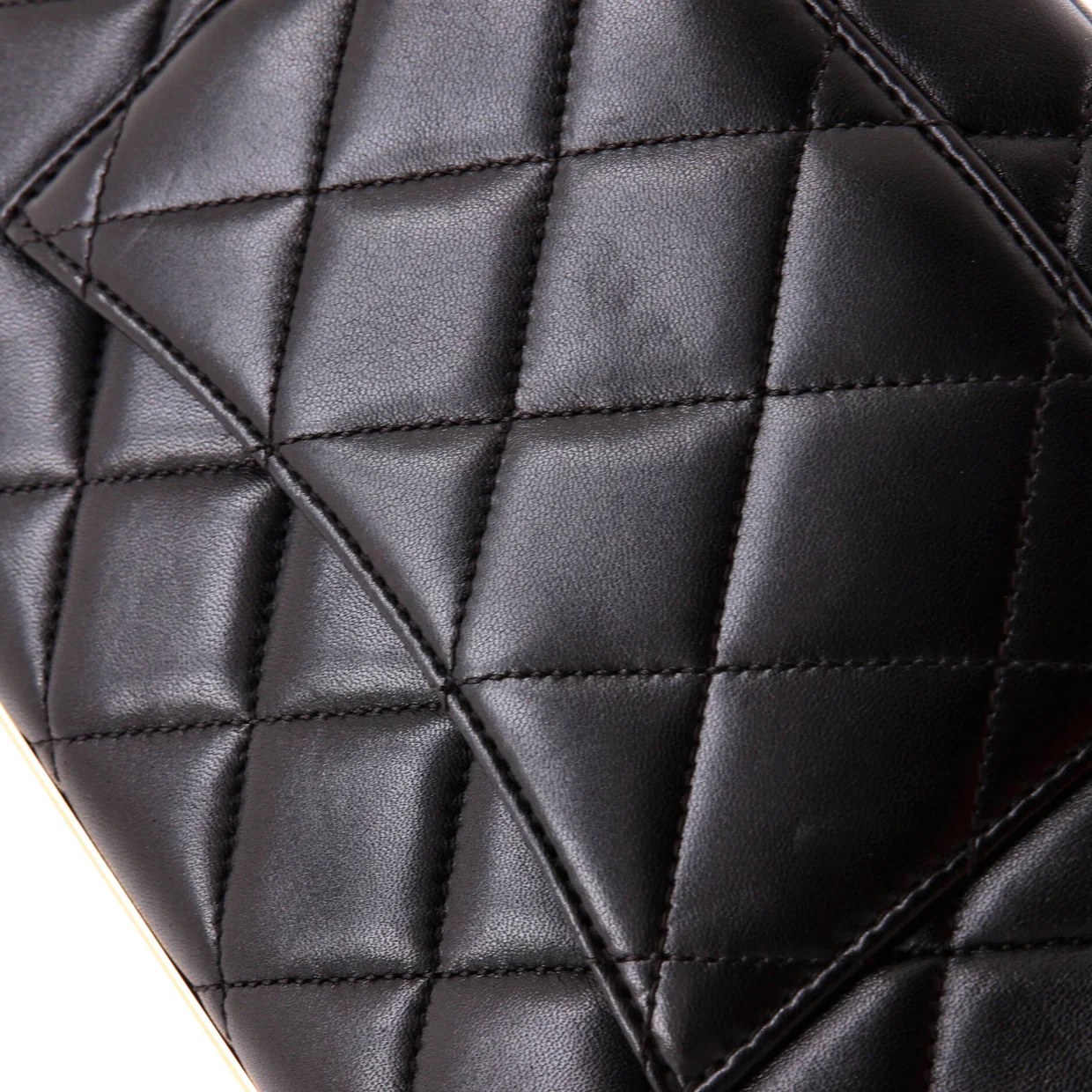 Trendy CC Flap Bag Quilted Lambskin Medium - Deep Luxury