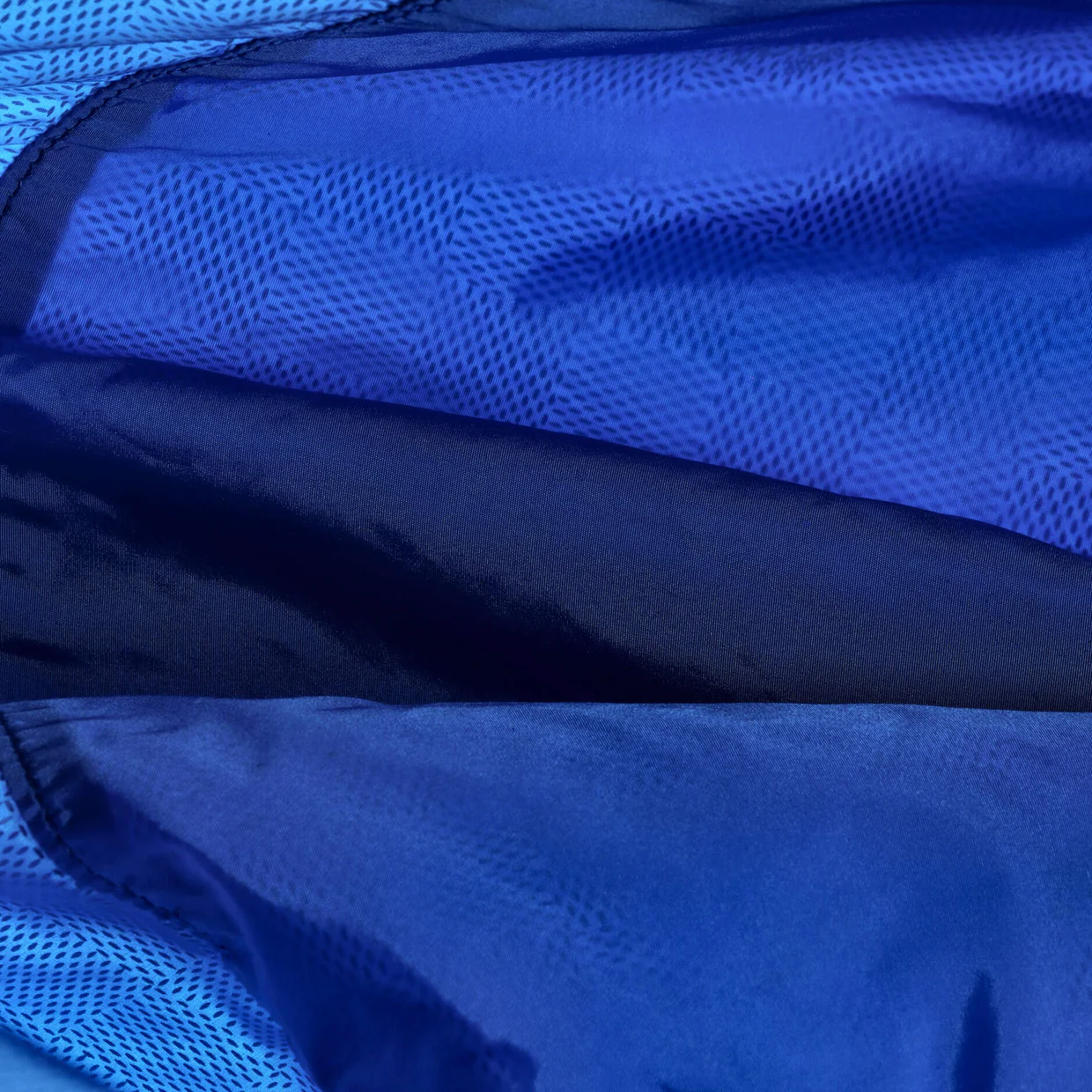 Aventure Practical Duffle Bag Damier Nylon - Deep Luxury