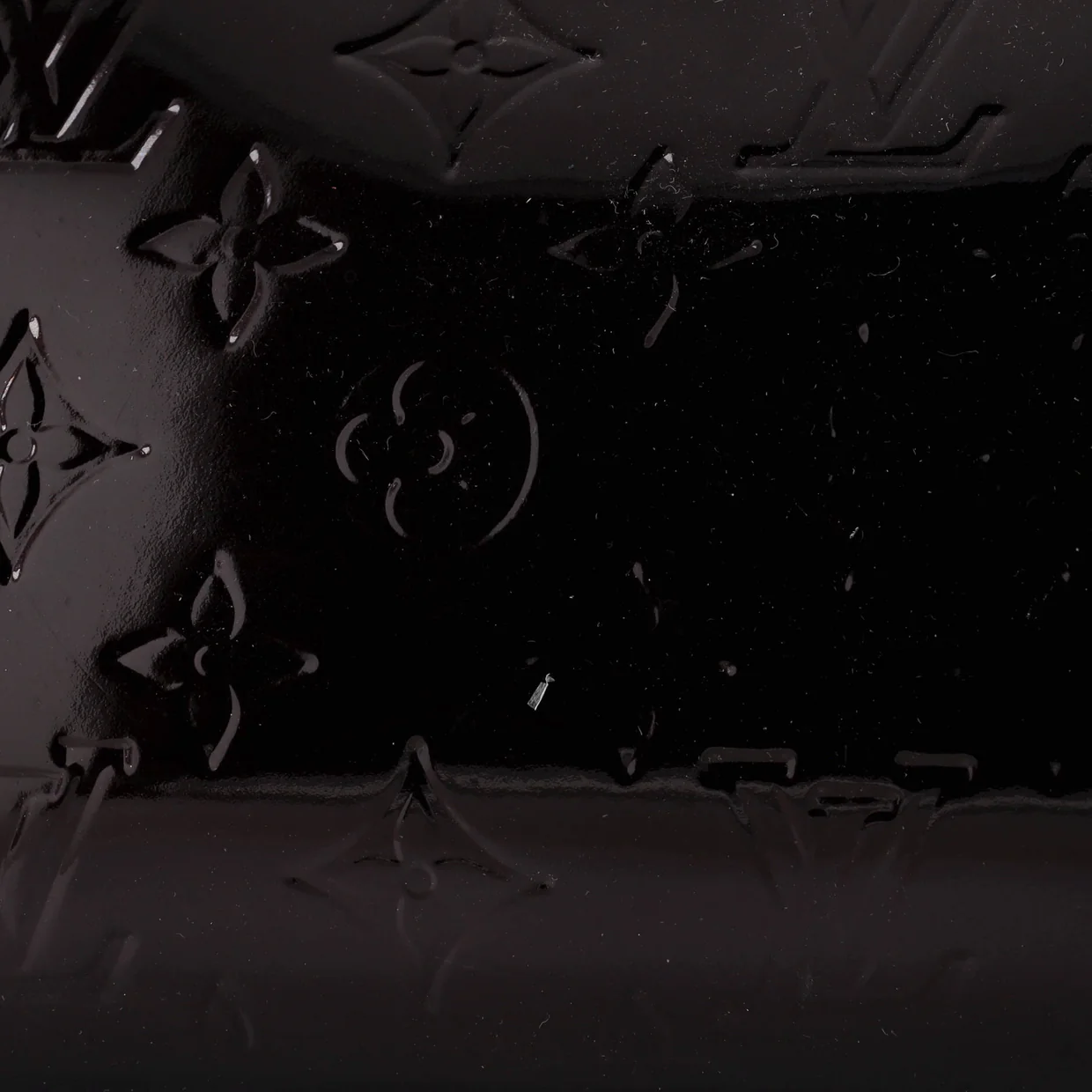 Roxbury Drive Handbag Monogram Vernis - Deep Luxury