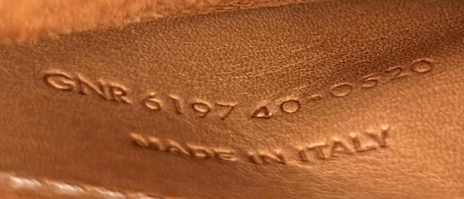 Kaia Shoulder Bag Leather Small - Deep Luxury