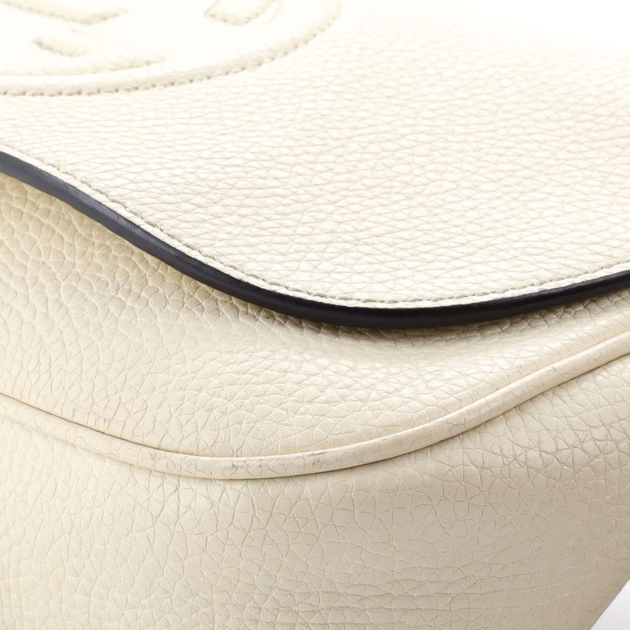 Soho Chain Crossbody Bag Leather Medium - Deep Luxury