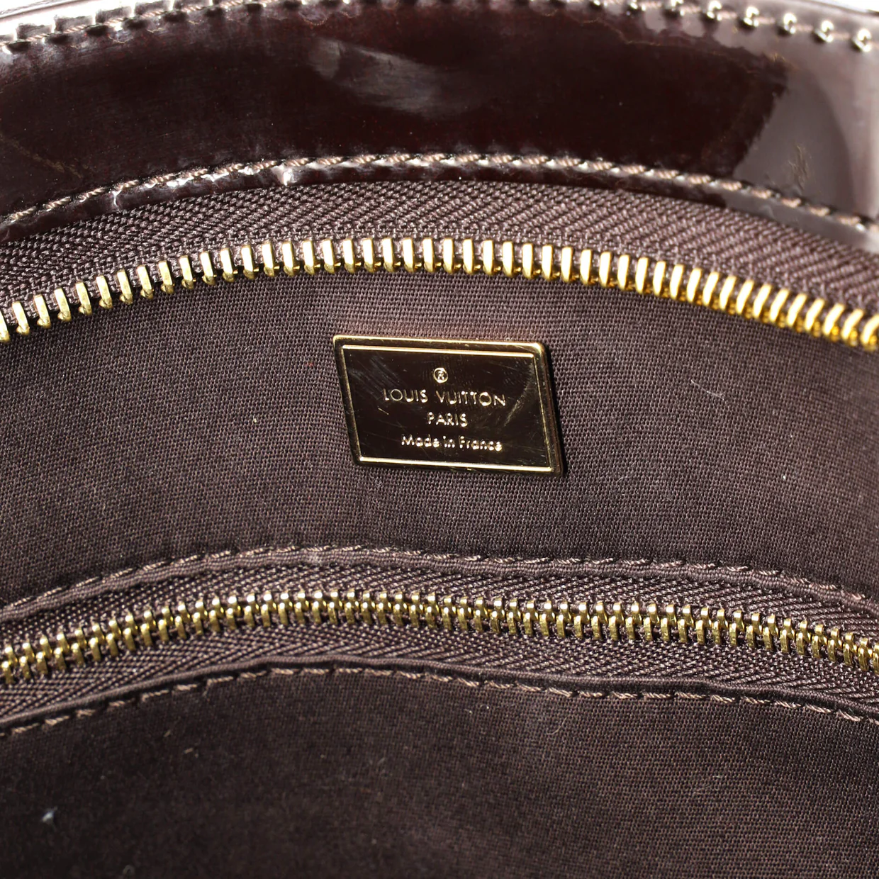 Brea NM Handbag Monogram Vernis MM - Deep Luxury