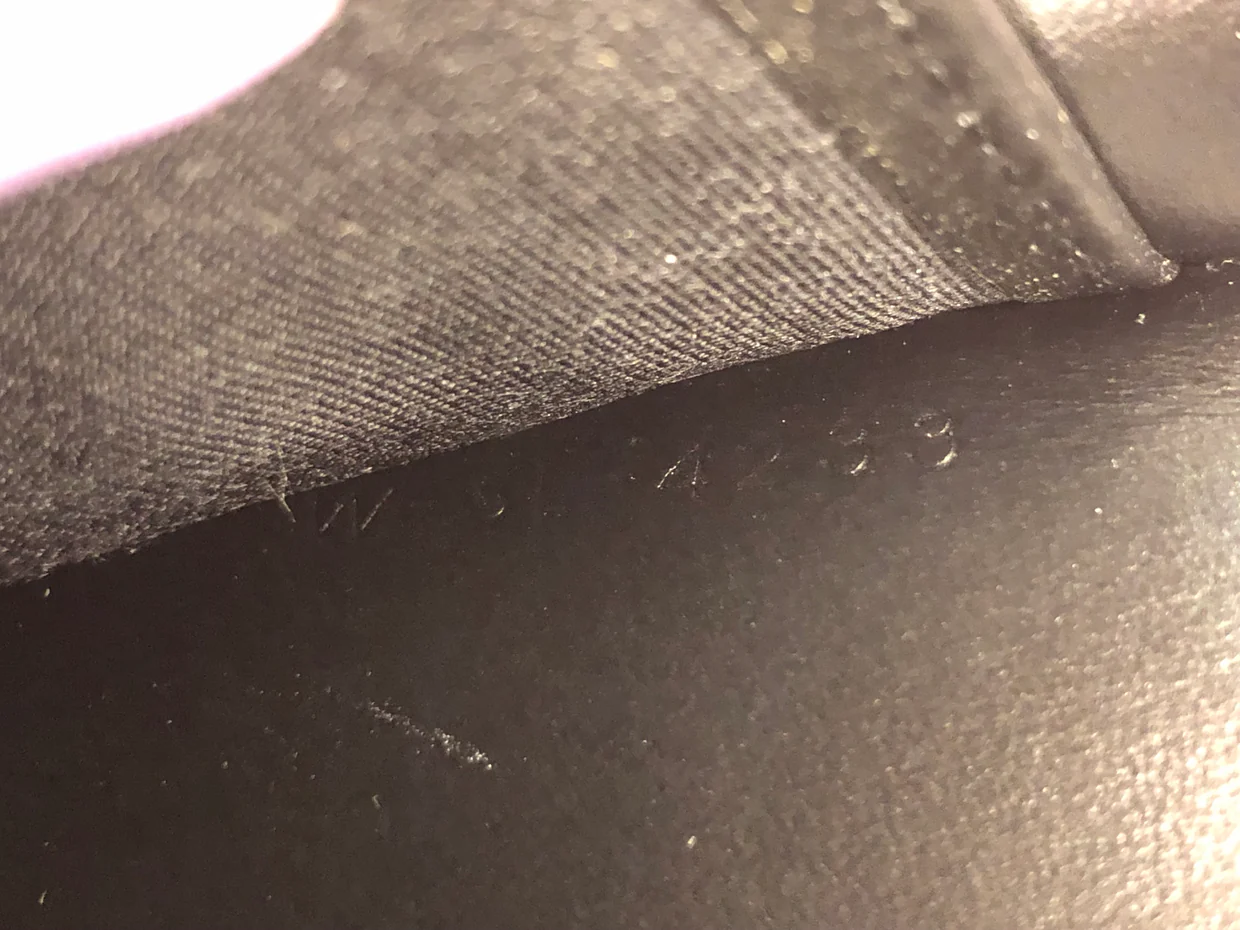 Margo Triomphe Wallet on Chain Leather - Deep Luxury