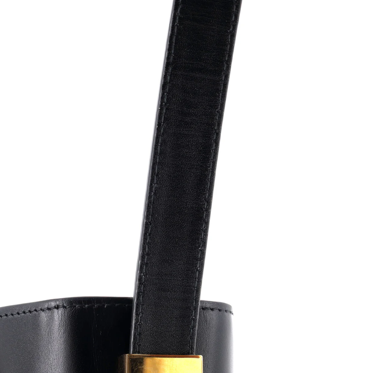 30 Montaigne Flap Bag Leather - Deep Luxury
