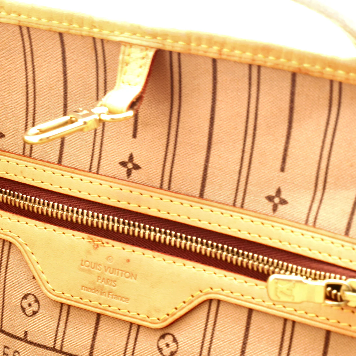 Neverfull Tote Monogram Canvas MM - Deep Luxury