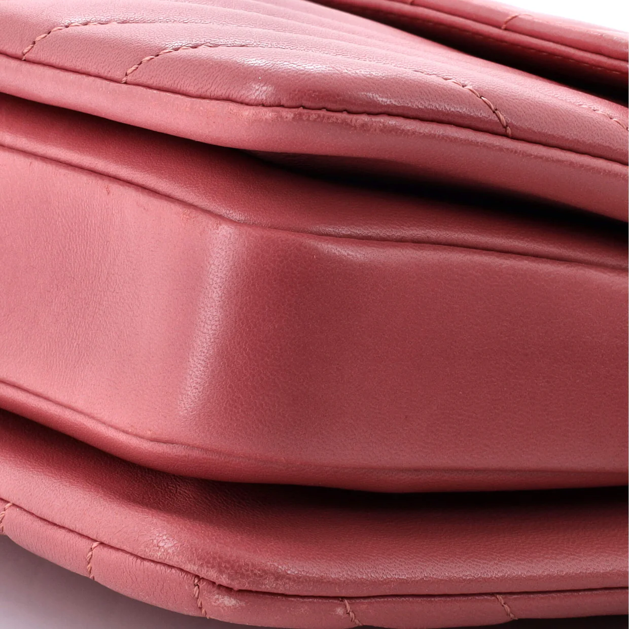 Trendy CC Top Handle Bag Chevron Lambskin Small - Deep Luxury