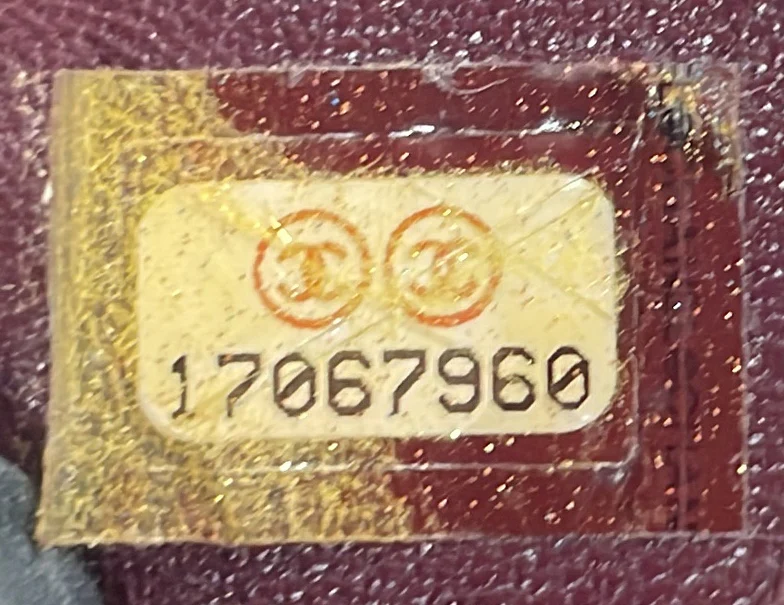 Aged Chain Logo Shopping Tote Quilted Aged Calfskin Large - Deep Luxury